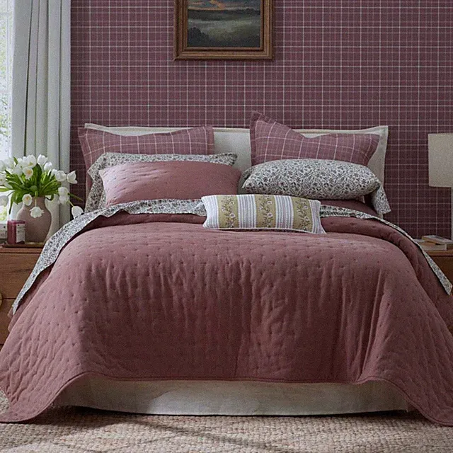 Petite Tufted Quilt - Brick, Twin/Twin XL...