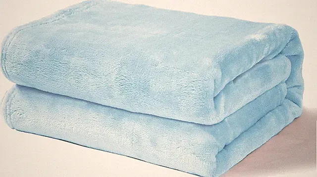 Queen Fleece Blanket Super Soft Warm All Season Lightweight Plush Throw for Bed
